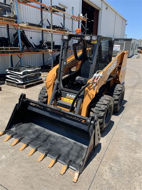 Used and new Skid steer loaders 